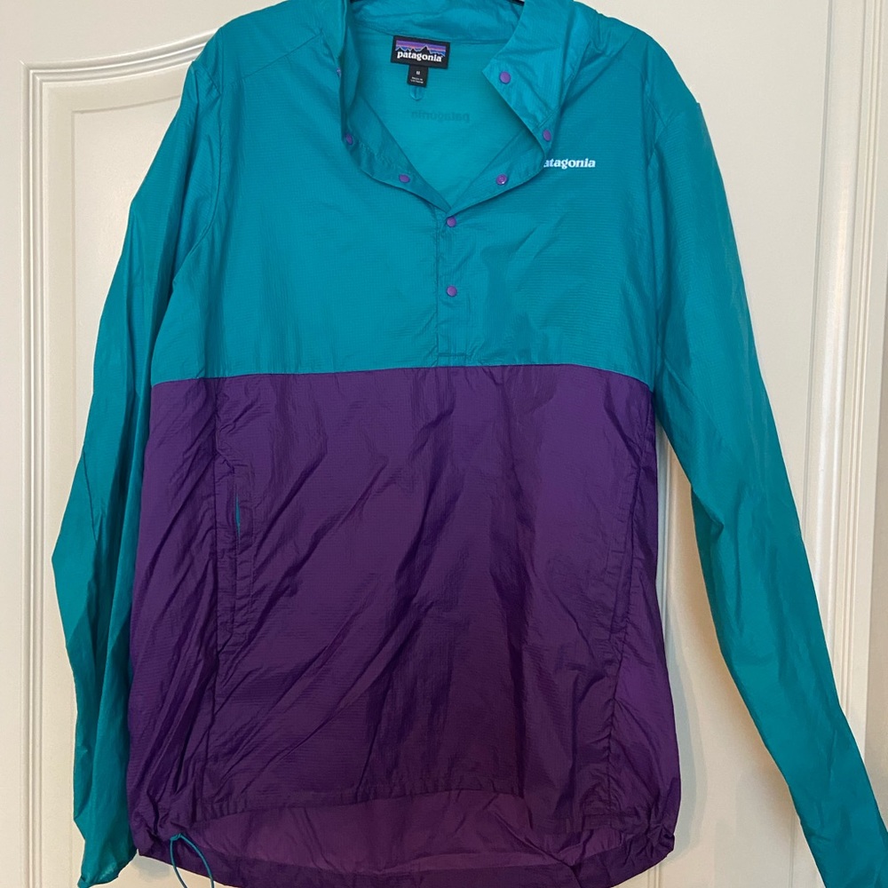 Patagonia wind breaker